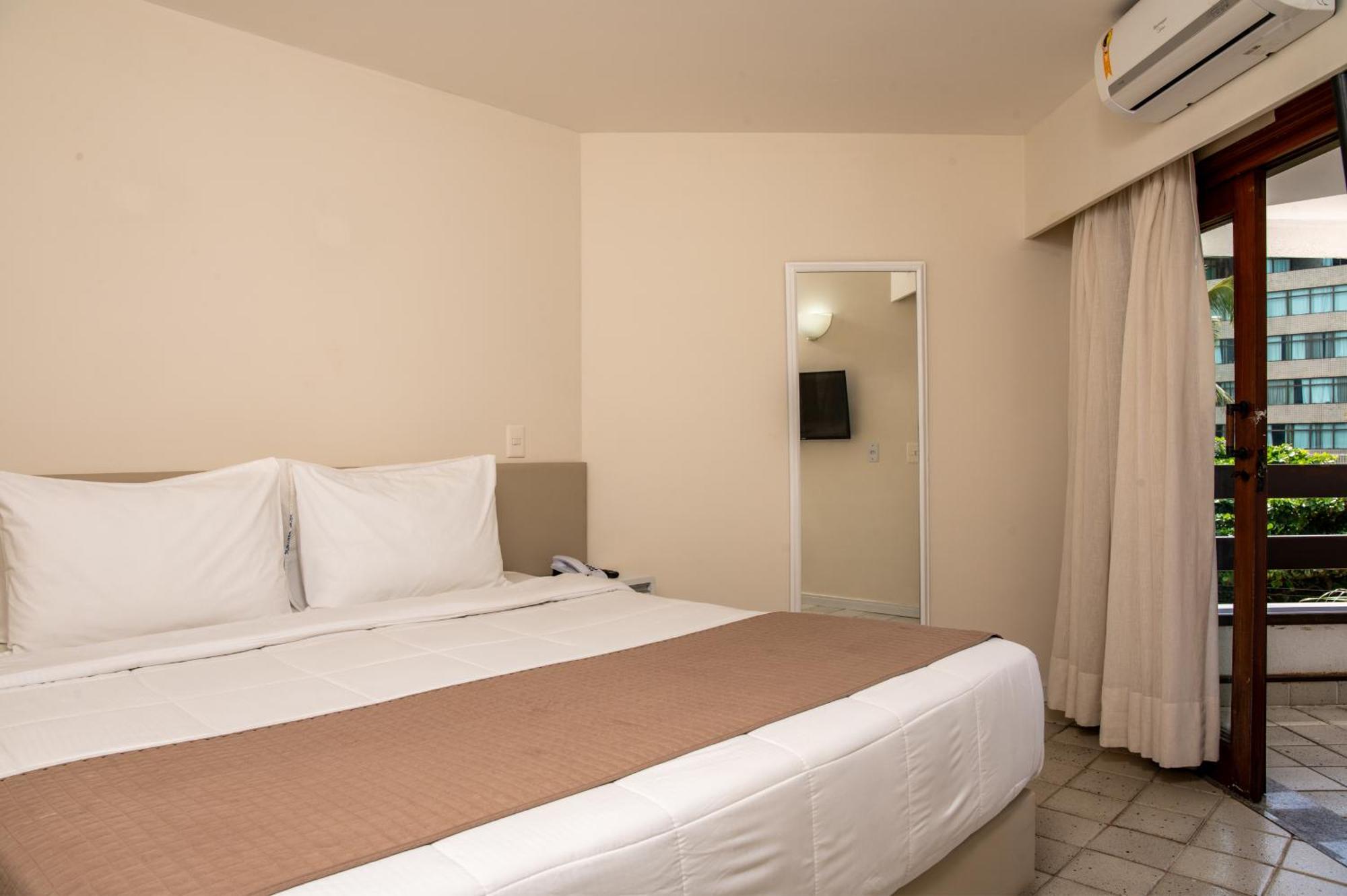 Apartamento con sala de estar y vistas al mar